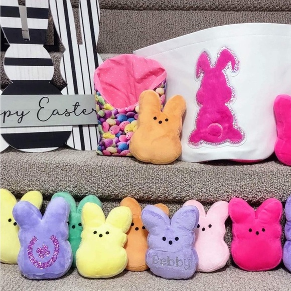 Personalized peeps names can be put on and decorations - Picture 2 of 7